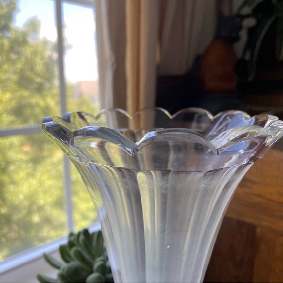 Vintage Victorian Crystal Flower Vase - Picture 4 of 7